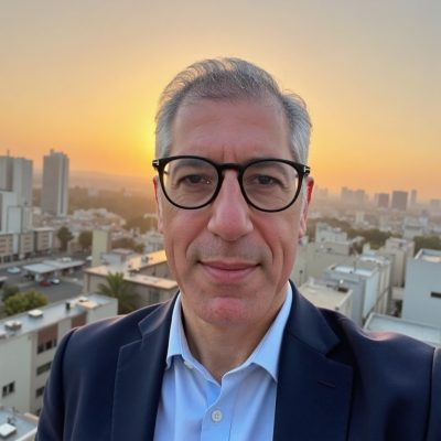 Richard.Nahas.headshot Richard.Nahas.headshot